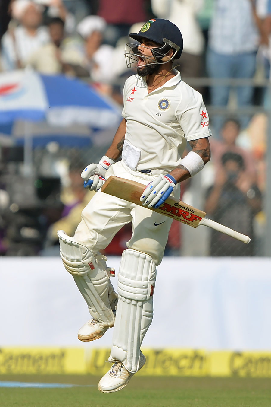 ವಿರಾಟ್ ಕೊಹ್ಲಿಗೆ ದ್ವಿಶತಕ ಸಂಭ್ರಮ