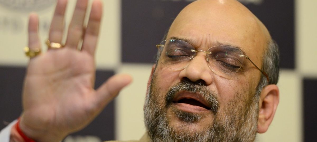 ನೋಟು ರದ್ದತಿಯಿಂದ ಸಂಕಷ್ಟ : ಸಂಯಮ ಕಳಕೊಂಡು ಪಕ್ಷದ ಹಿರಿಯ ನಾಯಕರ ಮೇಲೇ ರೇಗಿದ ಅಮಿತ್ ಶಾ