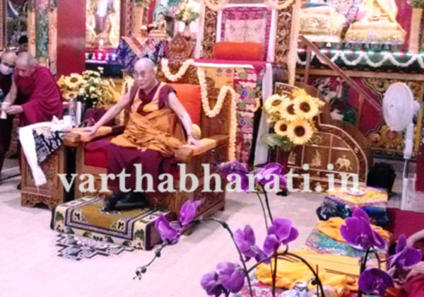 ಮುಂಡಗೋಡ ಟಿಬೇಟಿ ಕಾಲೋನಿಗೆ ದಲೈಲಾಮಾ ಆಗಮನ : ಅದ್ದೂರಿ ಸ್ವಾಗತ