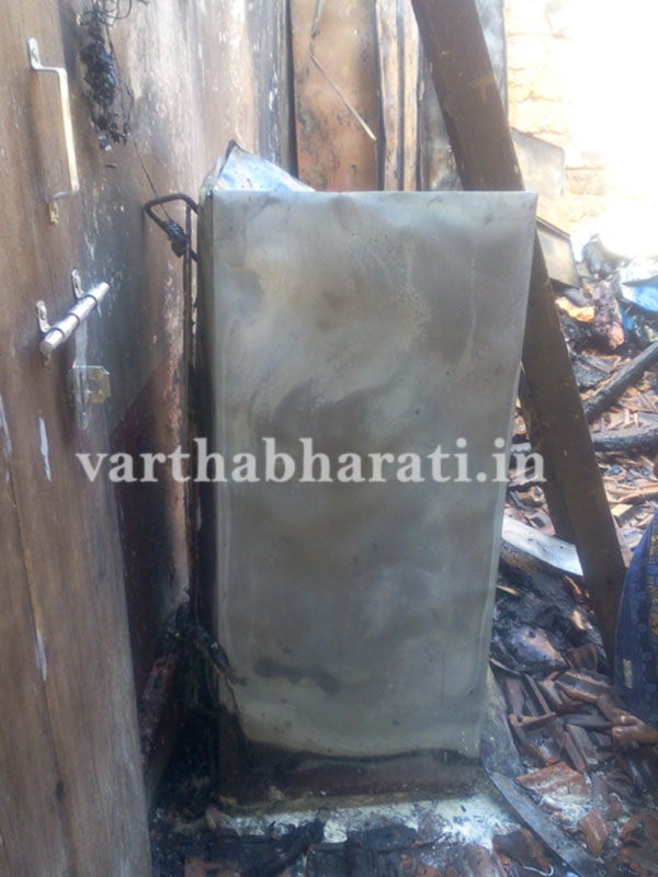 ಬೆಂಕಿ ಅವಘಡ : ರೂ. 50 ಸಾವಿರಕ್ಕೂ ಅಧಿಕ ನಷ್ಟ
