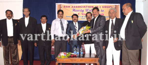 ಉಡುಪಿ : ನೂತನ ಜಿಲ್ಲಾ ನ್ಯಾಯಾಧೀಶರಿಂದ ಅಧಿಕಾರ ಸ್ವೀಕಾರ