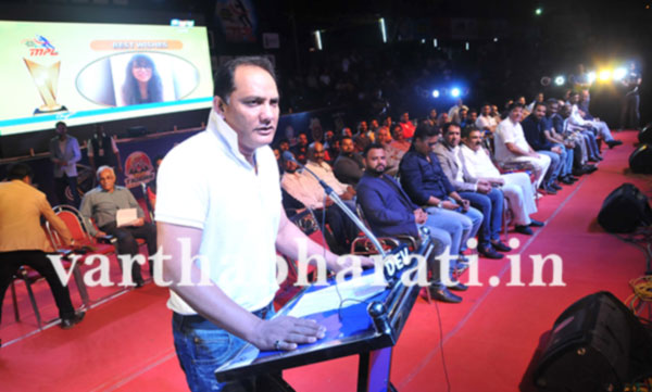 ಅಝರುದ್ದೀನ್ ರಿಂದ ಮಂಗಳೂರು ಪ್ರೀಮಿಯರ್ ಲೀಗ್ ಉದ್ಘಾಟನೆ