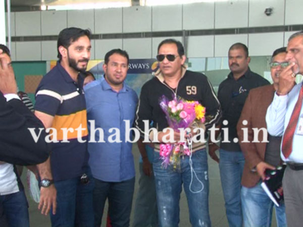 ಮಂಗಳೂರಿನಲ್ಲಿ ಮಾಜಿ ಕ್ರಿಕೆಟಿಗ ಅಜರುದ್ದೀನ್ ಗೆ ಅದ್ಧೂರಿ  ಸ್ವಾಗತ