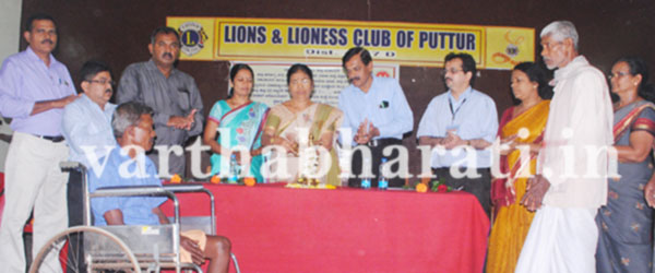 ವಿಕಲಚೇತನರಿಗೆ ಸಲಕರಣೆ ವಿತರಣೆ