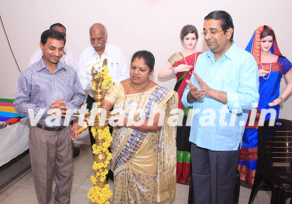 ಮೈಸೂರು ಸಿಲ್ಕ್ ಸೀರೆಗಳ ಪ್ರದರ್ಶನ ಮಾರಾಟ ಉದ್ಘಾಟನೆ