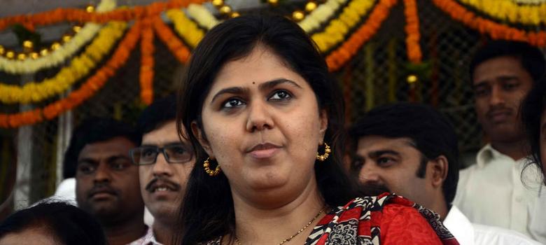 ಚಿಕ್ಕಿ ಹಗರಣ:ಮಹಾರಾಷ್ಟ್ರ ಸಚಿವೆ ಪಂಕಜಾ ಮುಂಢೆಗೆ ಕ್ಲೀನ್ ಚಿಟ್