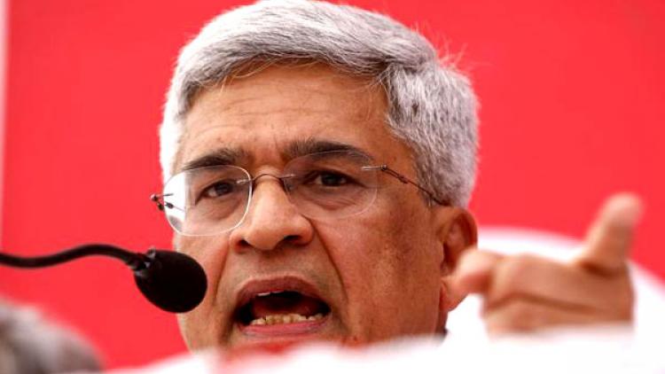 ಕೇರಳ ಪೊಲೀಸರಿಗೆ ಬುದ್ಧಿ ಹೇಳಬೇಕು: ಪ್ರಕಾಶ್ ಕಾರಟ್