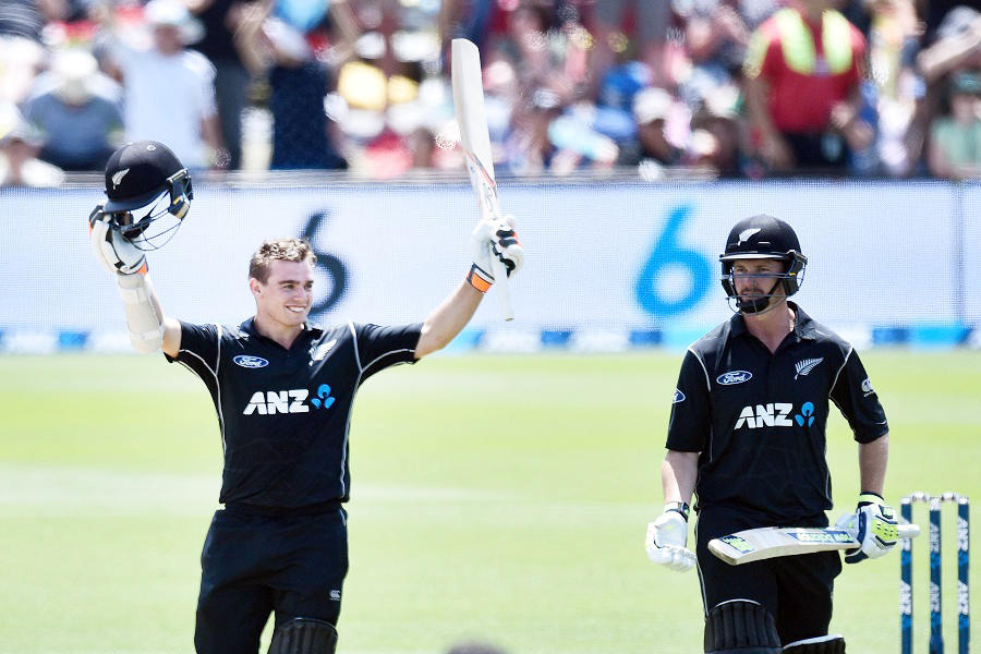 ಮೊದಲ ಏಕದಿನ: ಲಥಾಮ್ ಶತಕ, ಬಾಂಗ್ಲಾ ಕಿವಿ ಹಿಂಡಿದ ಕಿವೀಸ್