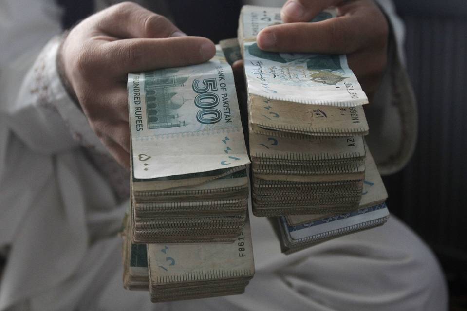 ಪಾಕ್‌ನಲ್ಲಿ ನೋಟು ನಿಷೇಧ ಇಲ್ಲ