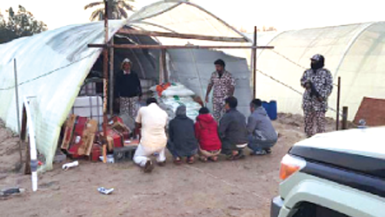 ದಮ್ಮಾಮ್‌ನಲ್ಲಿ 60,000 ಲೀ.ಮದ್ಯ ಪತ್ತೆ:ನಾಲ್ವರು ನೇಪಾಳಿ, ಓರ್ವ ಭಾರತೀಯನ ಬಂಧನ