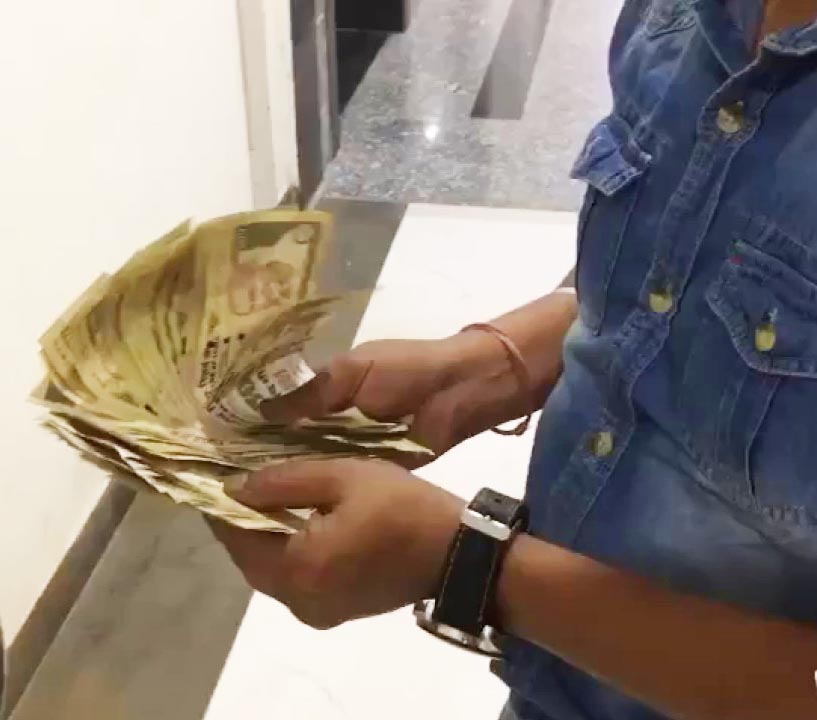 ಗುಪ್ತವಾಗಿ ನಡೆಯುತ್ತಿದೆಯೇ ಹಣ ಪರಿವರ್ತನೆಯ ದಂಧೆ?