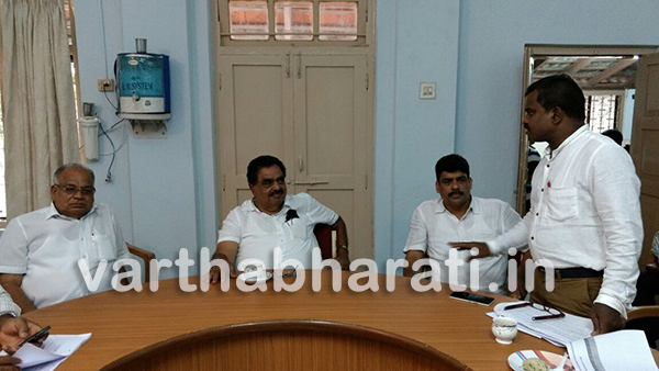 ಗ್ರಾಮ ಪಂಚಾಯತ್‌ಗಳ ಅಧ್ಯಕ್ಷರು ಮತ್ತು ಪಿಡಿಒಗಳು ಹಾಗೂ ಅಧಿಕಾರಿಗಳ ಸಭೆ