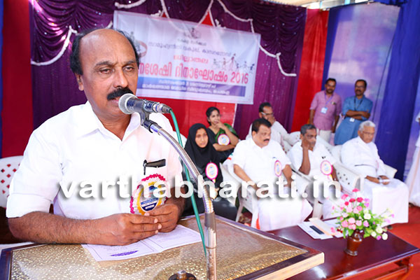 ವಿಕಲಚೇತನರ ಸಮಸ್ಯೆಗಳ  ಪರಿಹಾರಕ್ಕೆ ಸರಕಾರಿ  ಮಟ್ಟದಲ್ಲಿ  ಕ್ರಮ : ಇ . ಚಂದ್ರಶೇಖರನ್