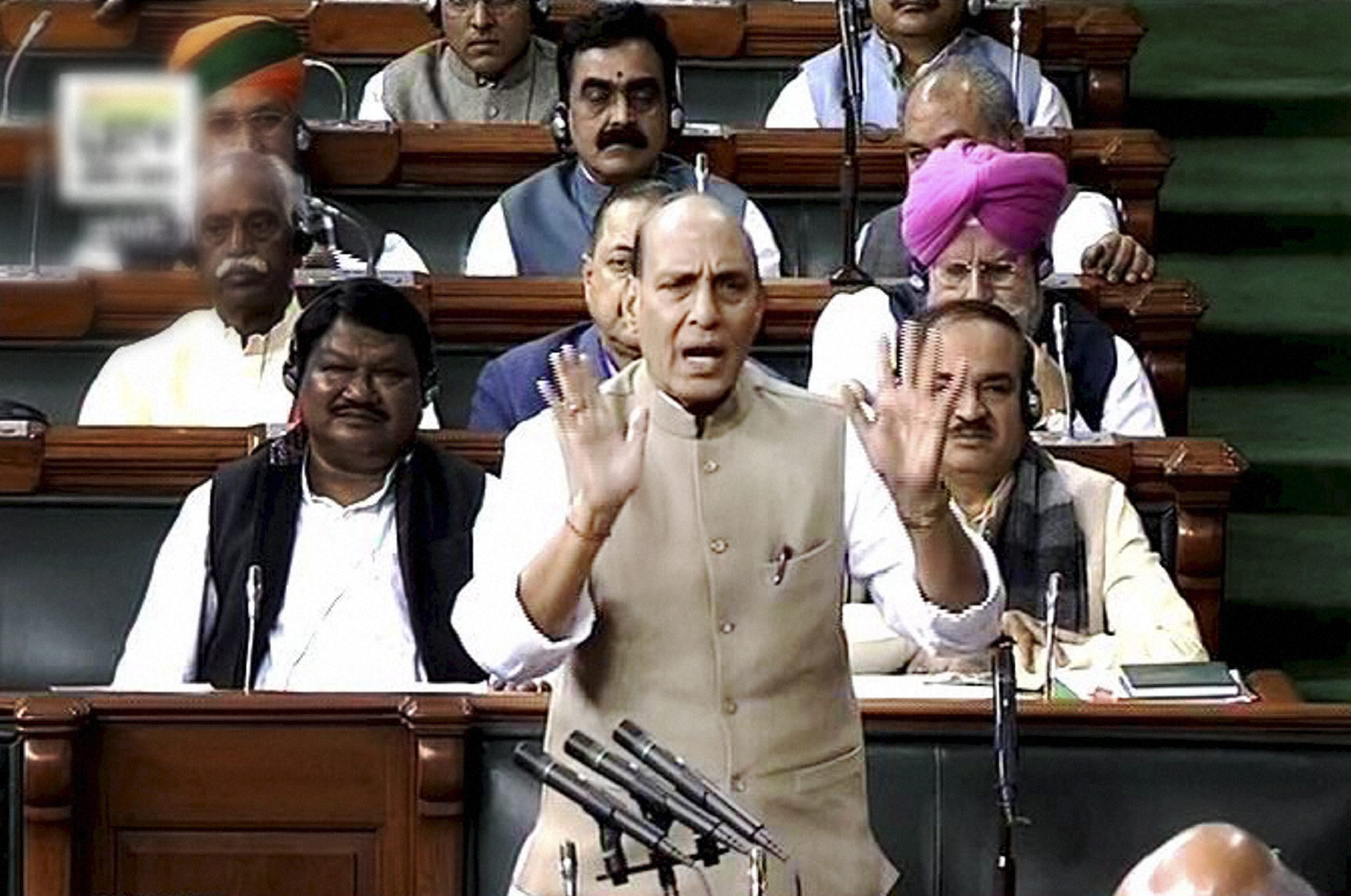 ನೋಟು ಗದ್ದಲ ಮುಂದುವರಿಕೆ: ಲೋಕಸಭೆ ಕಲಾಪ ಮುಂದೂಡಿಕೆ