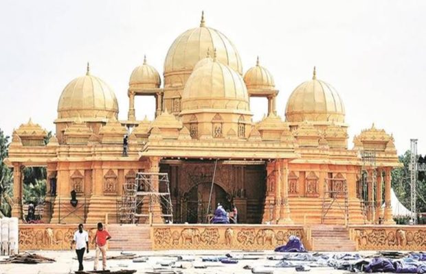 ಕೇರಳದಲ್ಲೂ ಒಂದು ರೆಡ್ಡಿ, ಗಡ್ಕರಿ ಮಾದರಿ ಮದುವೆ  !