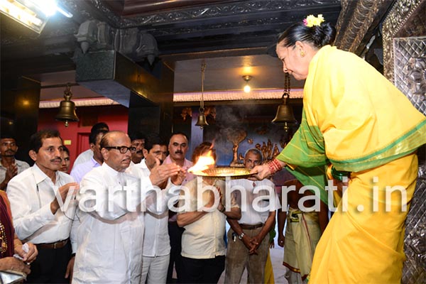 ಜಯಲಲಿತಾ ಚೇತರಿಕೆಗೆ ಹಾರೈಸಿ ಜನಾರ್ದನ ಪೂಜಾರಿಯಿಂದ  ವಿಶೇಷ ಪೂಜೆ