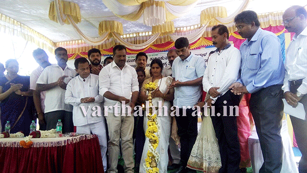 ಕುರ್ನಾಡು ಪ್ರಾಥಮಿಕ ಆರೋಗ್ಯ ಕೇಂದ್ರದ ನೂತನ ಕಟ್ಟಡಕ್ಕೆ ಶಿಲಾನ್ಯಾಸ