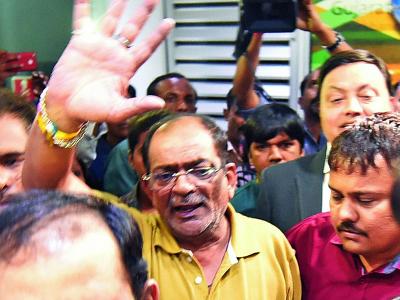 ನಿಗೂಢ ಮುಂಬೈ ಡೈರಿ ಗಾಗಿ ಪರದಾಡುತ್ತಿರುವ ಐಟಿ ಅಧಿಕಾರಿಗಳು