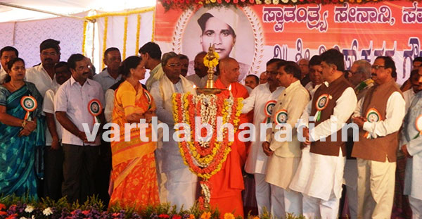 ರಾಜ್ಯದಲ್ಲಿ ಈ ವರ್ಷ ಬರಗಾಲಪೀಡಿತವಾದ ತಾಲೂಕುಗಳೆಷ್ಟು ?