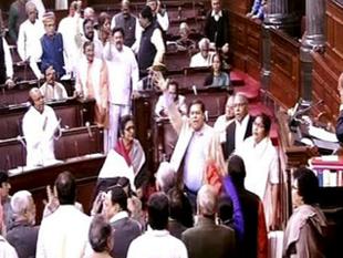 ನೋಟು ರದ್ದತಿಯಿಂದ ಸಂಭವಿಸಿದ 100 ಸಾವುಗಳ ಬಗ್ಗೆ ಸರಕಾರಕ್ಕೆ ಶೋಕವಿಲ್ಲ:ವಿಪಕ್ಷ