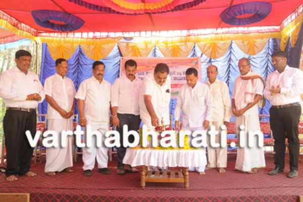 ಕಾಂಗ್ರೆಸ್ ಕಾರ್ಯಕರ್ತರ ಸಭೆ