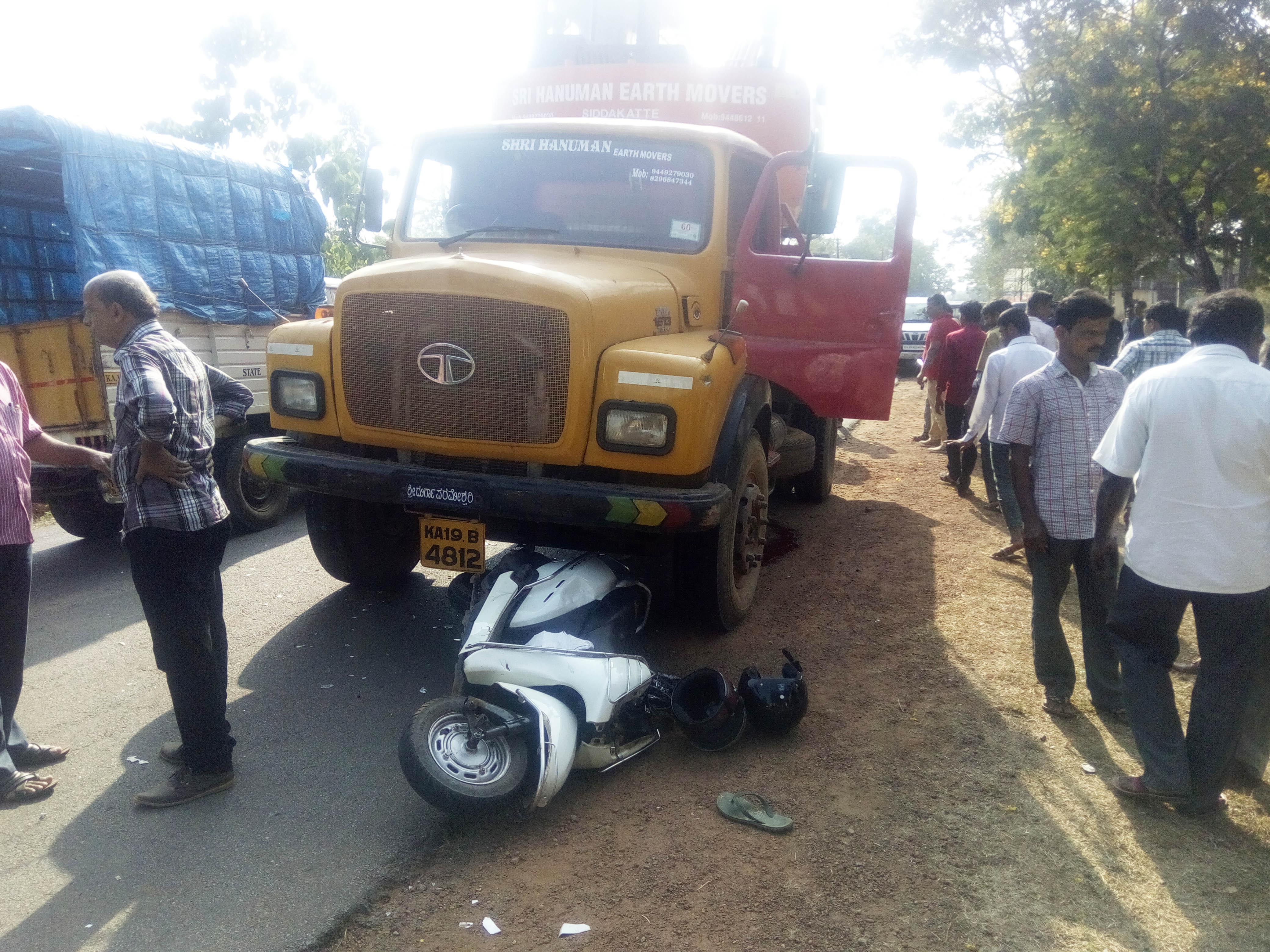 ಟಿಪ್ಪರ್ ಢಿಕ್ಕಿ: ದ್ವಿಚಕ್ರ ವಾಹನ ಸವಾರ ಬಲಿ