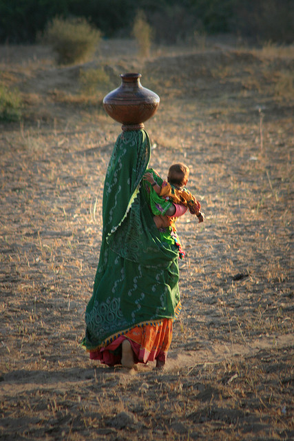 ಈ ತಾಯಿ ಬಡತನದ ಬೇಗೆ ನೀಗಿಸಿಕೊಂಡದ್ದು ಹೇಗೆ?