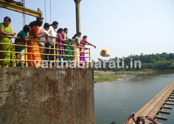 ಕುಮಾರಧಾರಾಗೆ ಬಾಗಿನ ಅರ್ಪಣೆ, ಸರ್ವಧರ್ಮ ಪ್ರಾರ್ಥನೆ
