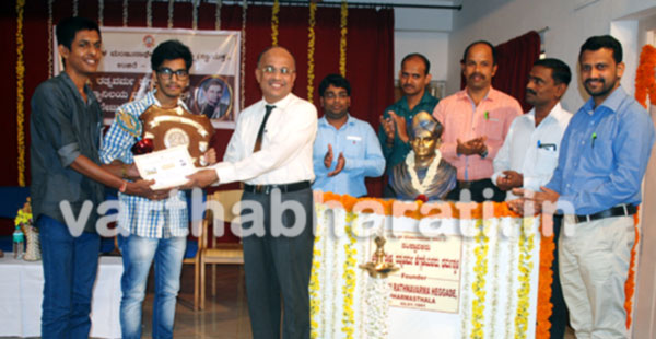 ಮಂಗಳೂರು ವಿಶ್ವವಿದ್ಯಾಲಯ ಮಟ್ಟದ ಕನ್ನಡ ಚರ್ಚಾ ಸ್ಪರ್ಧೆ : ವಿವೇಕಾನಂದ ಕಾಲೇಜಿಗೆ ಪ್ರಥಮ ಸ್ಥಾನ