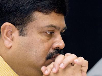 ಪೆಟ್ರೋಲಿಯಂ ಸಚಿವರ ಸೋದರನ ಗ್ಯಾಸ್ ಏಜೆನ್ಸಿಗೆ ವಿಚಕ್ಷಣಾ ದಳ ದಾಳಿ