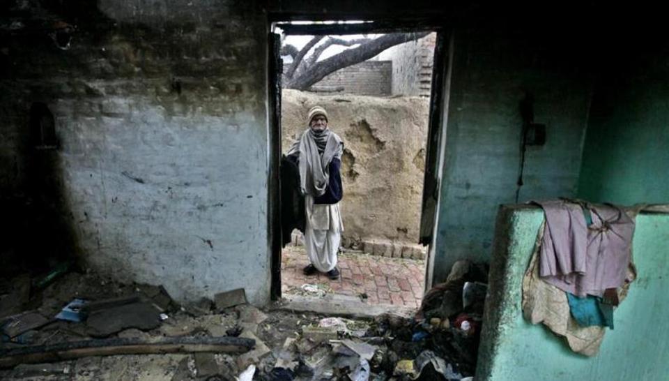 ಮೇಲ್ಜಾತಿಯ ವ್ಯಕ್ತಿಗೆ ‘ರಾಮ್ ರಾಮ್ ’ ಹೇಳದ ದಲಿತನ ಮನೆಯನ್ನು ಸುಟ್ಟರು !