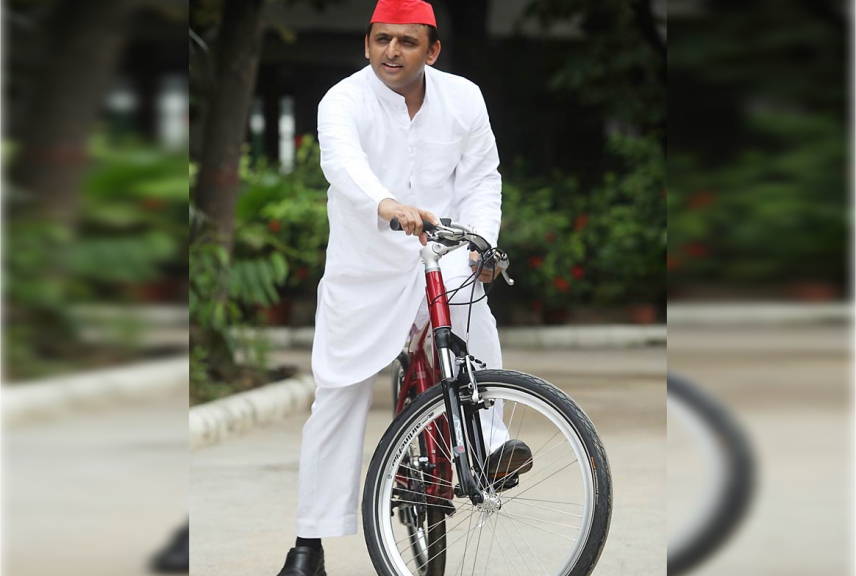 ಅಖಿಲೇಶ್ ಪಾಲಾದ ಸಮಾಜವಾದಿ ಪಕ್ಷ,  ಸೈಕಲ್ ಚಿಹ್ನೆ