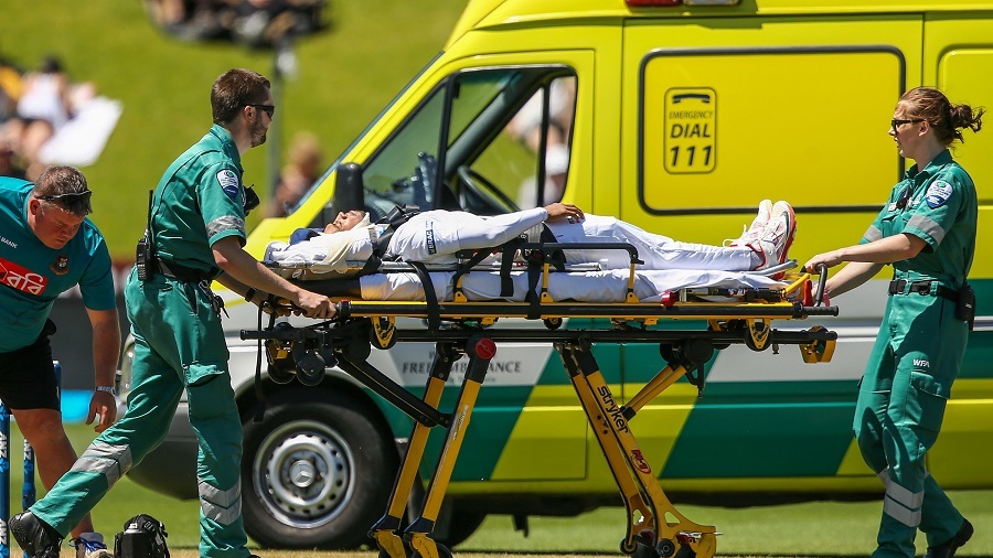 ಮುಶ್ಫಿಕುರ್ರಹೀಂ ಹೆಲ್ಮೆಟ್‌ಗೆ ಅಪ್ಪಳಿಸಿದ ಬೌನ್ಸರ್