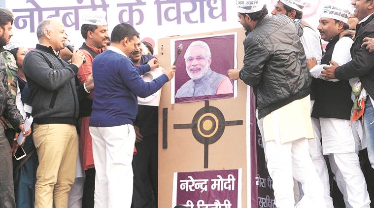 ರೋಟಕ್‌ನಲ್ಲಿ ಅರವಿಂದ್ ಕೇಜ್ರಿವಾಲ್ ಮೇಲೆ ಶೂ ಎಸೆತ