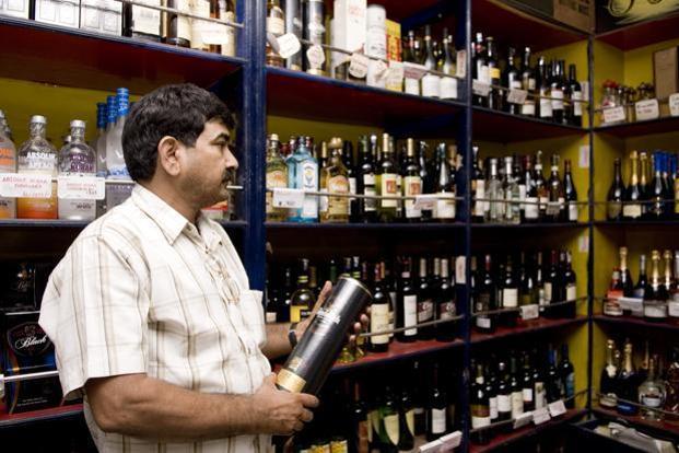 ಮದ್ಯ ನಿಷೇಧ ವಿರುದ್ಧದ ಅರ್ಜಿಯ ವಿಚಾರಣೆ ಸುಪ್ರೀಂಕೋರ್ಟ್‌ಗೆ ವರ್ಗಾಯಿಸಲು ಬಿಹಾರ ಮನವಿ