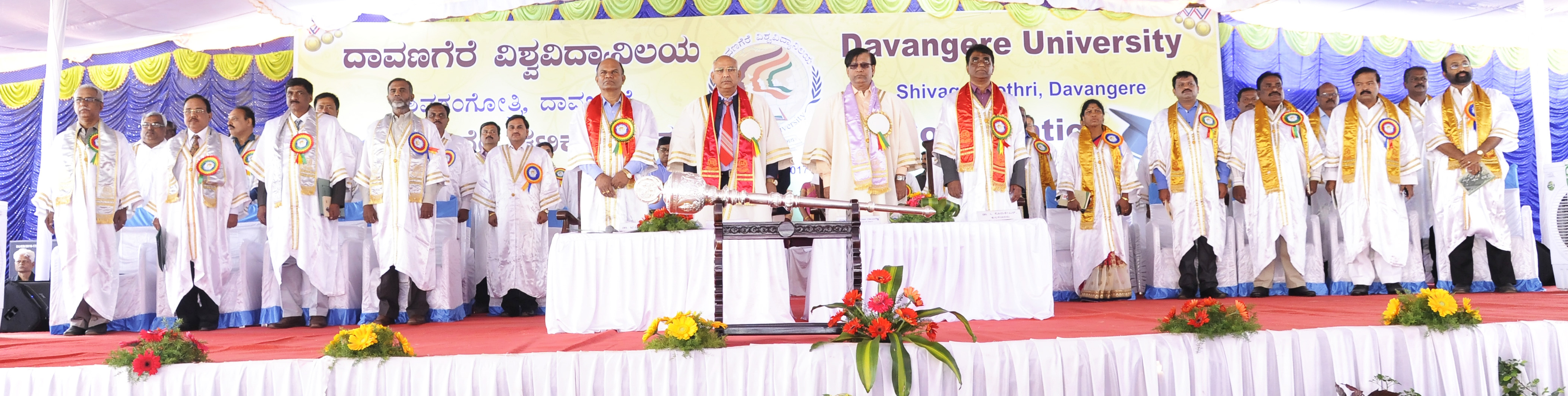 ಯುವಕರು ನೆಚ್ಚಿನ ಕ್ಷೇತ್ರದಲ್ಲಿ ಬೆಳೆದು ಮಾದರಿಯಾಗಲಿ: ಪ್ರೊ. ಸವದತ್ತಿ