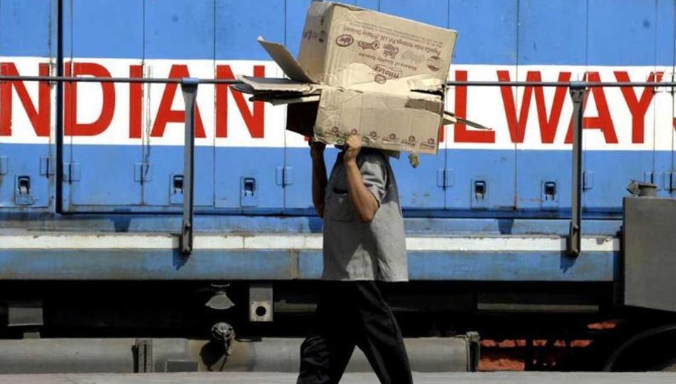 ರೈಲ್ವೆ ಬಜೆಟ್ ವಿಲೀನಕ್ಕೆ ರಾಷ್ಟ್ರಪತಿ ಅಸ್ತು