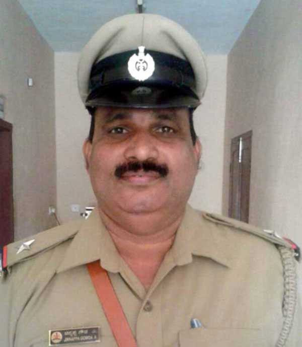 ಎಎಸೈ ಆಗಿ ಮುಂಭಡ್ತಿ ಪಡೆದ ಜಿನ್ನಪ್ಪ ಗೌಡ
