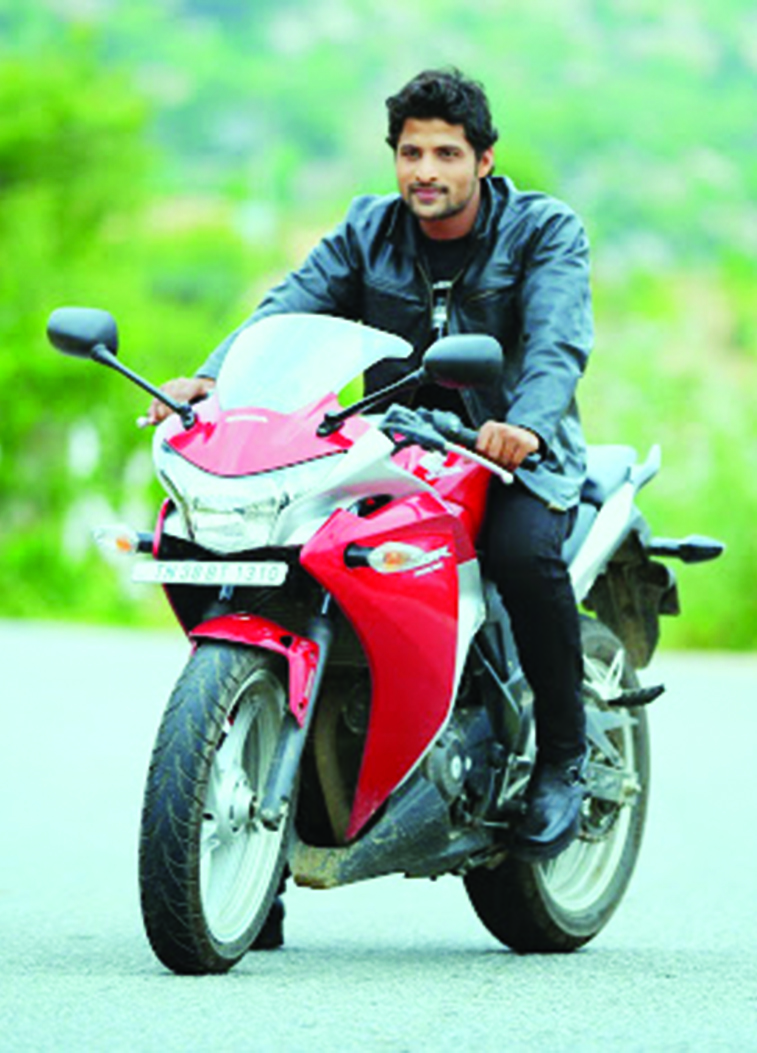 ಯಂಡಮೂರಿ ಚಿತ್ರಕ್ಕೆ ನವೀನ್ ಹೀರೋ