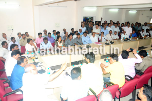 ಬಂಟ್ವಾಳ ಪೇಟೆ ಅಗಲೀಕರಣ ಸಭೆ ವಿಫಲ