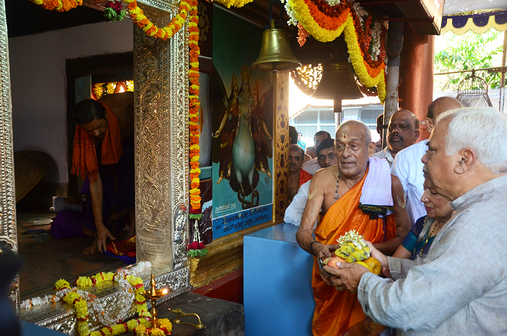 ಕದ್ರಿ ದೇವಸ್ಥಾನದ ರಜತ ಮುಖಮಂಟಪ ದ್ವಾರ ಉದ್ಘಾಟನೆ