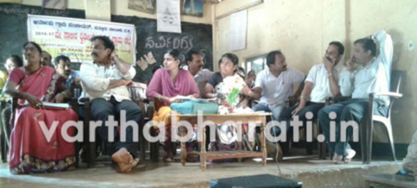 ಕಾಂಪೋಸ್ಟ್ ಪೈಪು ವಿತರಣೆಯಲ್ಲಿ ಅವ್ಯವಹಾರ  :  ಆರ್ಯಾಪು ಗ್ರಾಮಸಭೆಯಲ್ಲಿ ಗ್ರಾಮಸ್ಥರ ಆರೋಪ