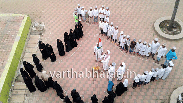 ಪಕ್ಕಲಡ್ಕ ಮದ್ರಸದಲ್ಲಿ ಗಣರಾಜ್ಯೋತ್ಸವ ಸಂಭ್ರಮ