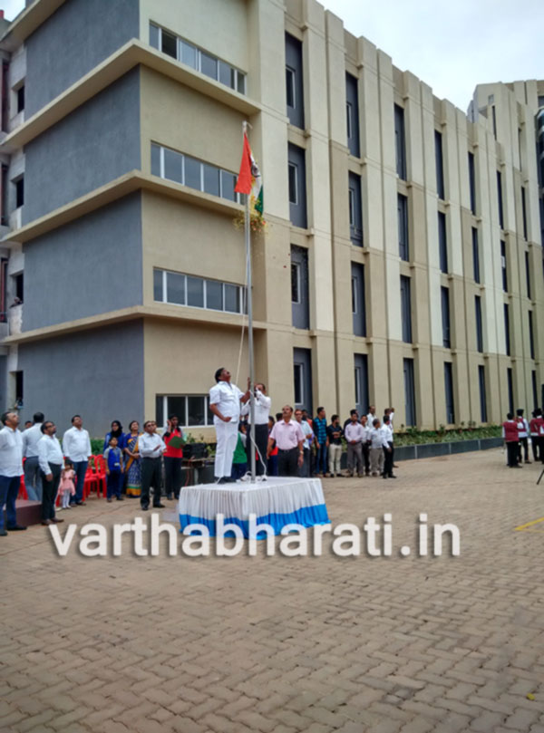 ಕಣಚೂರು ವಿದ್ಯಾಸಂಸ್ಥೆಯಲ್ಲಿ ಗಣರಾಜ್ಯೋತ್ಸವ ಆಚರಣೆ
