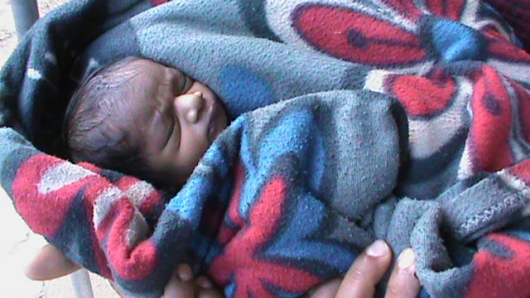 ಕಾರ್ಡ್‌ಬೋರ್ಡ್ ಪೆಟ್ಟಿಗೆಯಲ್ಲಿ ಮೂರು ದಿವಸದ ಅನಾಥ ಮಗು ಪತ್ತೆ