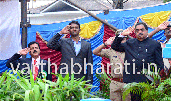 ಸಂಕುಚಿತ ಭಾವನೆ ತೊರೆದು ಬಲಿಷ್ಠ ಭಾರತ ನಿರ್ಮಾಣಕ್ಕೆ ಶ್ರಮಿಸೋಣ: ರಮಾನಾಥ ರೈ