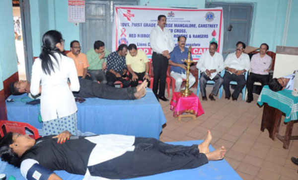 ಸರಕಾರಿ ಕಾಲೇಜಿನಲ್ಲಿ ರಕ್ತದಾನ ಶಿಬಿರ