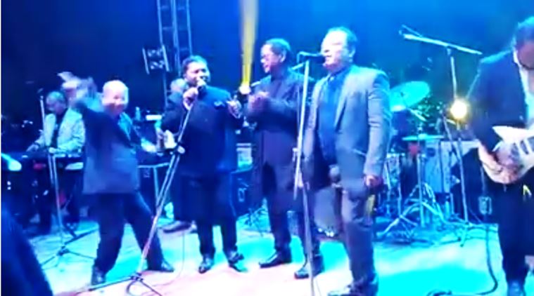 ವೈರಲ್ ವೀಡಿಯೊ : ವಿಪಕ್ಷ ನಾಯಕನೊಂದಿಗೆ ಮೇಘಾಲಯ ಸಿಎಂ ಗಾನ!