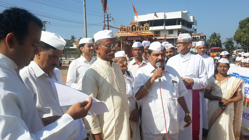 ಸೌಹಾರ್ದದ ದೇಶ ಕಟ್ಟಲು ಶ್ರಮಿಸೋಣ: ಬಿಷಪ್ ಲಾರೆನ್ಸ್ ಮುಕ್ಕುಯಿ