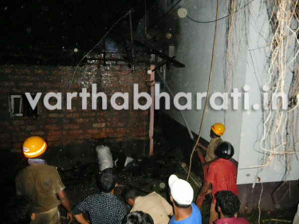 ಉಳಿಯ: ಮನೆಗೆ ಬೆಂಕಿ ತಗುಲಿ ಅಪಾರ ಹಾನಿ